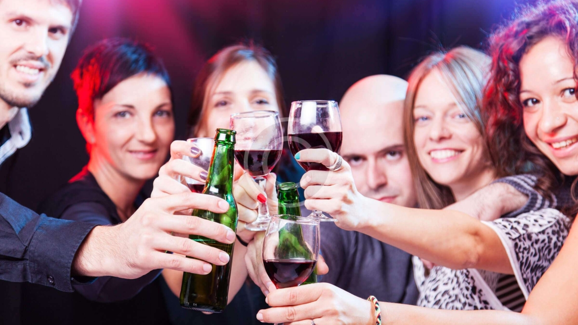 10 Reasons Going To The Club Is The Worst Decision Ever